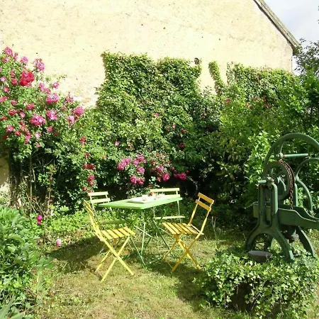 Maison De Bourg Cosy Avec Jardin Clos, Proche Le Pal, Confort Pour 10 Pers., Draps Inclus - Fr-1-489-109